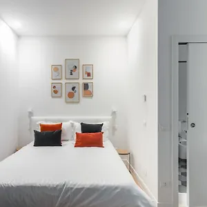 Apartment Milanofierapartments Correggio, Milan